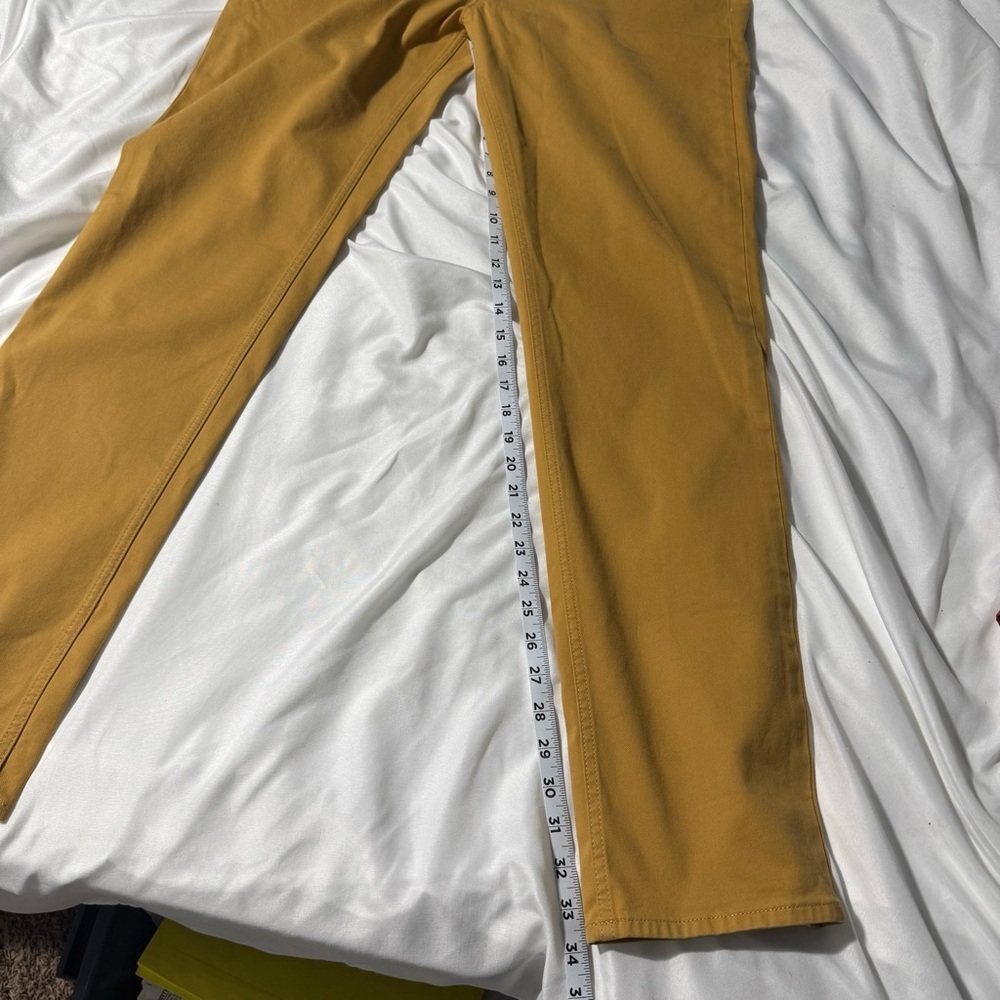 Banana Republic Traveler Jeans – Men’s 34x34 – Mustard Yellow - Slim Fit - NWT - Picture 12 of 14